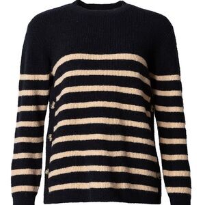 WOMEN KNITTED SIDE BUTTON SWEATER